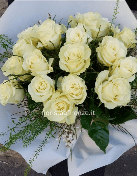 Bouquet di rose colore bianco