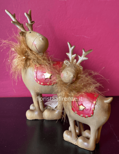 Coppia renne in resina con piume H 17 e H13cm