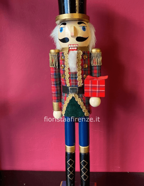 Schiaccianoci in resina h 50cm